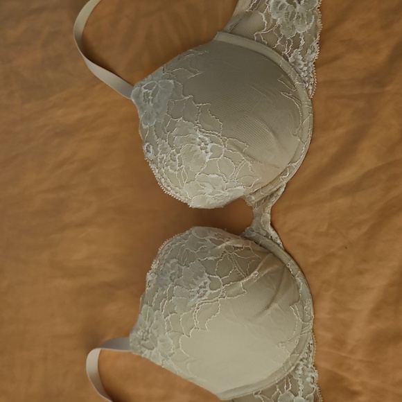 Lace Underwire Bra with Up.lift Support. - Picture 1 of 6
